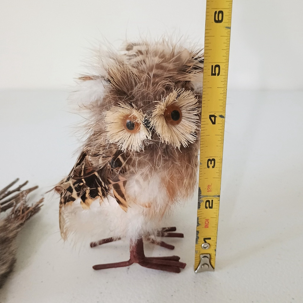 Pair Of Life Like Detailed Feathered Furry Owl Figurines Rustic Fall Decor - Picture 10 of 11